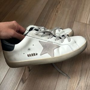 Golden Goose GGDB White Leather And Suede
Superstar Low Top Sneakers Size 39